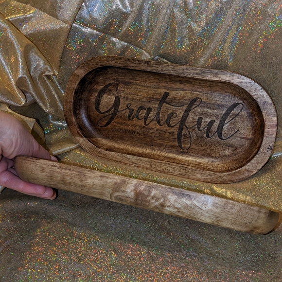 2 GRATEFUL platter/tray, solid wood, NEW - Picture 6 of 8